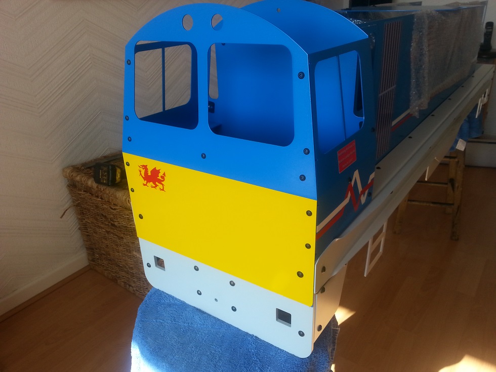Cab front and body assembly of the 5 inch model, 21 September 2014.