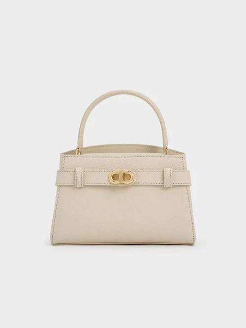 CHARLES & KEITH
