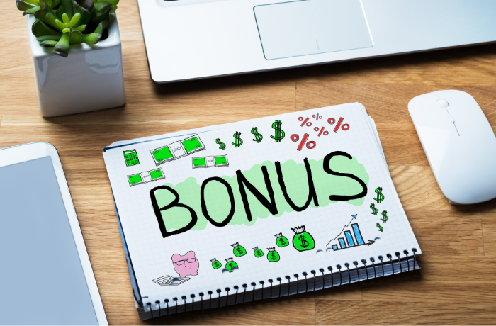 blocco note con scritto "bonus"