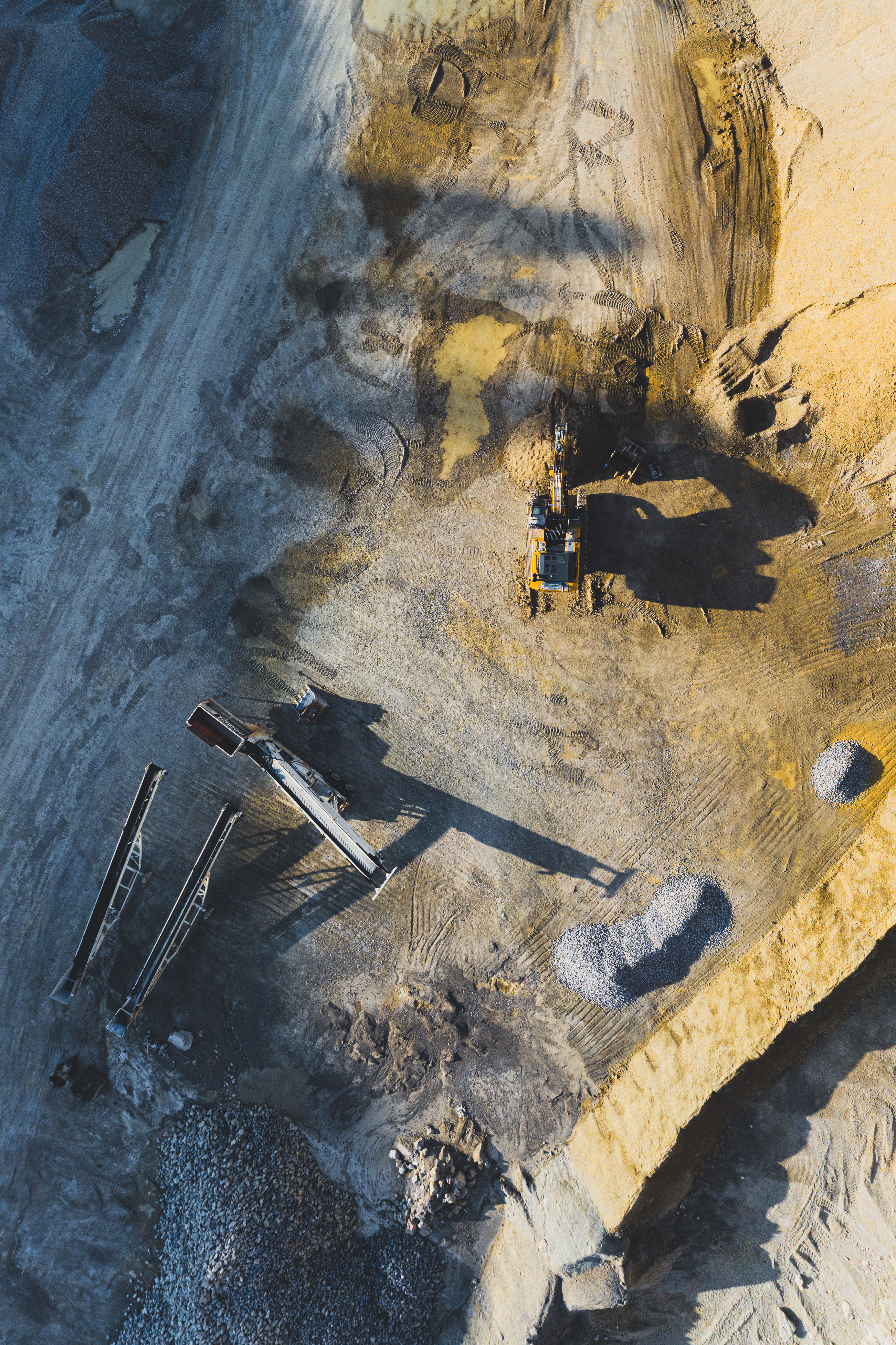Benjamin Fellner Photography - Drohnenfotografie - Baustelle zur Rohstoffgewinnung 