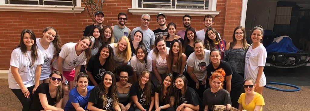 Time de voluntarios da Ong