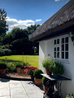 Cottage Nails-logos.jpeg