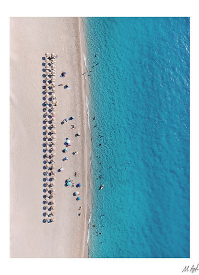 Hand-signed Fine Art Prints.
Available as standalone prints or in a Premium Floater Frame (Ready to Hang).
30x40 cm (Open Edition.) — Print: 80€ | Framed: 150€
40x50 cm (Open Edition.) — Print: 130€ | Framed: 220€
50x70 cm (Edition of 50) — Print: 190€ | Framed: 360€
70x100 cm (Edition of 30) — Print: 380€ | Framed: 550€
Specifications:
Print: Fine art paper with white margin. Signed on front.
Framed: Mounted on Kapa Mount in a Black Floater Frame. Signed and numbered on reverse.
*Limited Editions (50x70 & 70x100) include a signed Certificate of Authenticity.