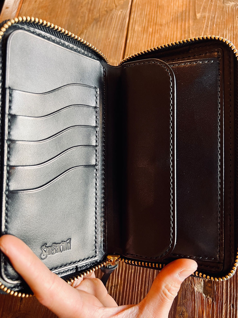 サムネイル： Round Zip Long Wallet Quarter Circle Basket BLACK with Studs