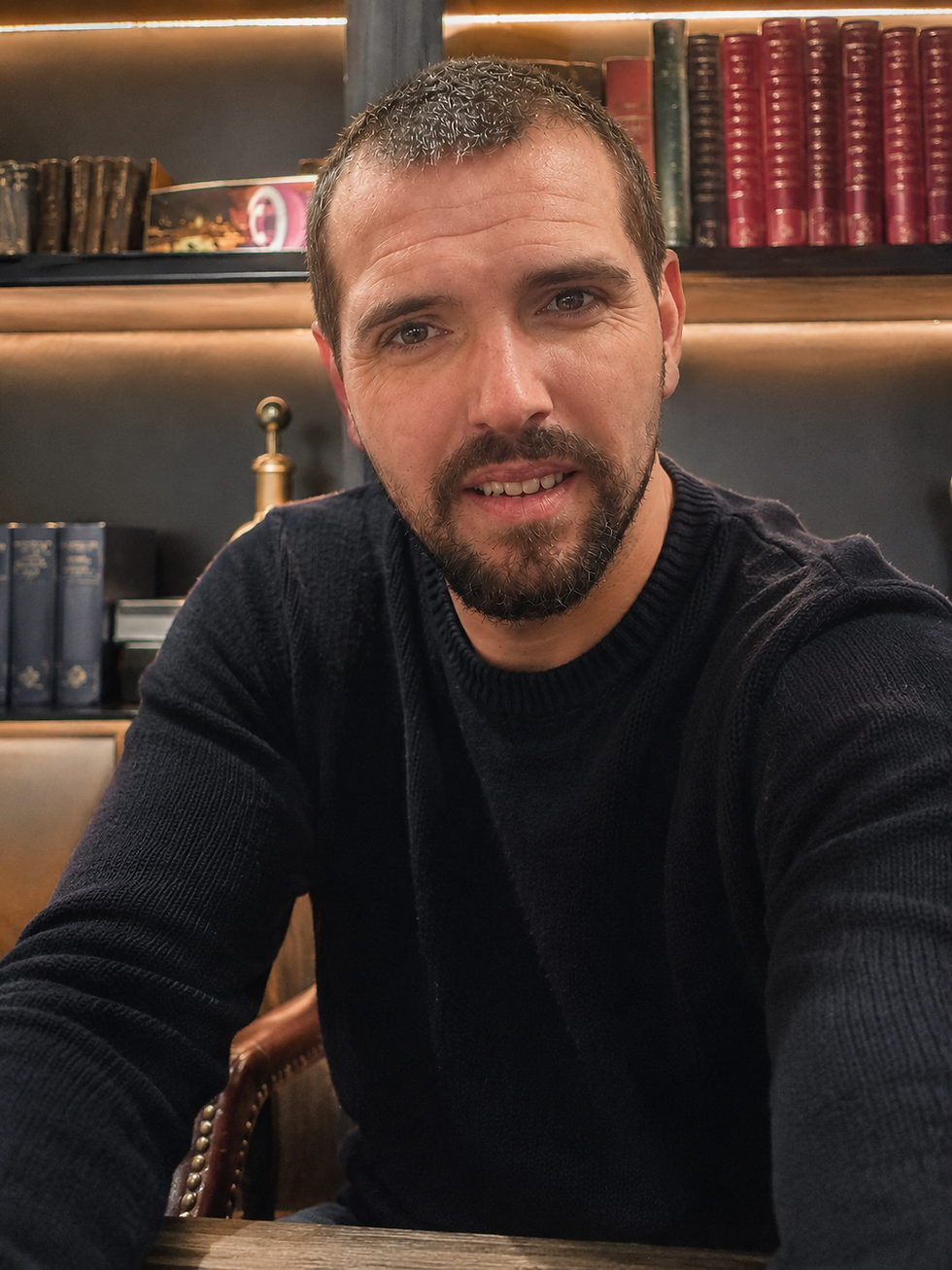 Portrait de Florian Millon, agent immobilier