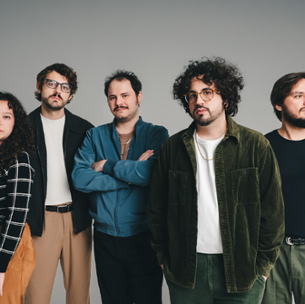A Olívia lança versão deluxe de álbum com participações de Esteban Tavares e Selvagens à Procura de Lei