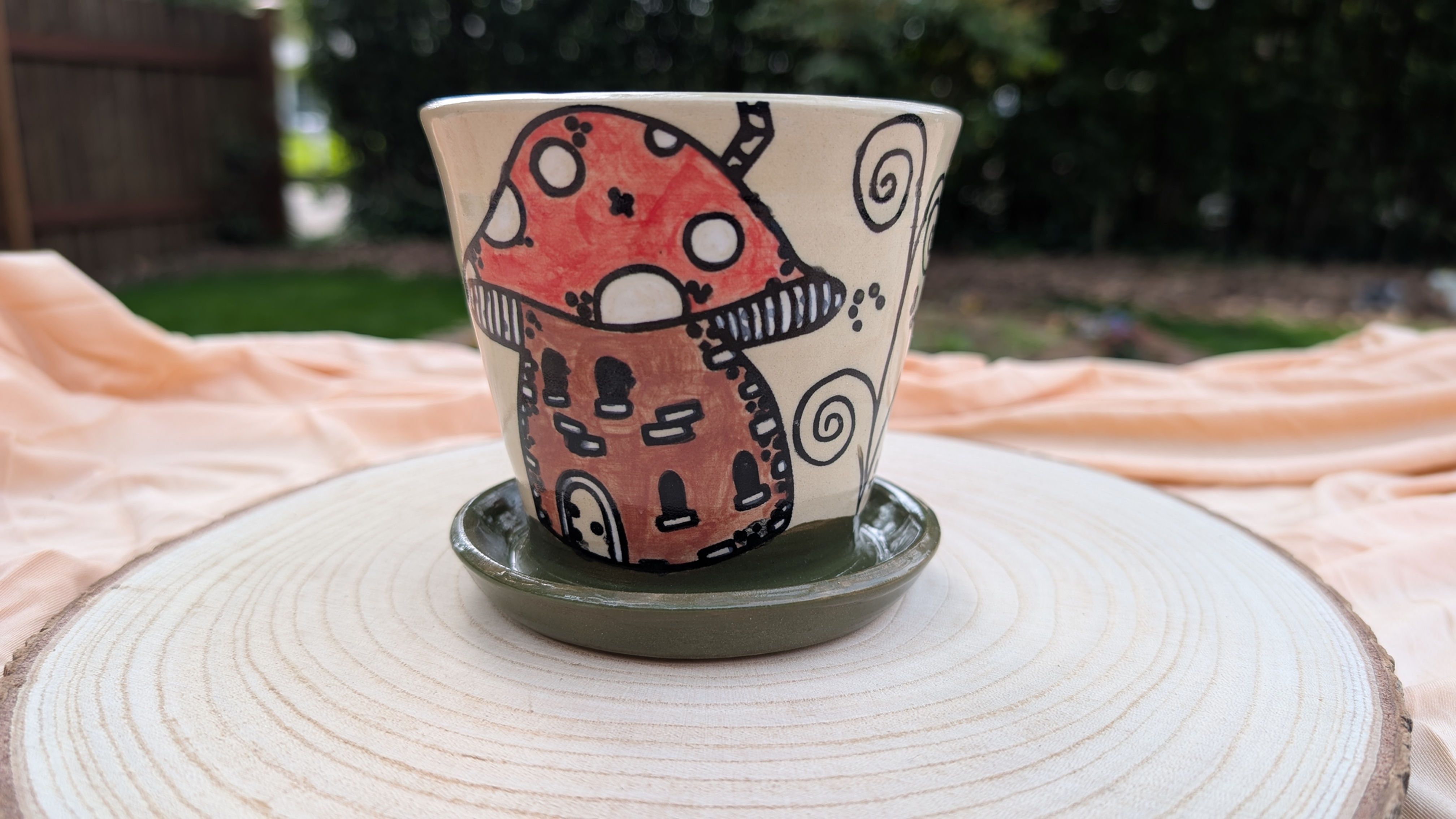 Small Mushroom Planter