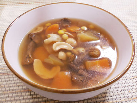 合掌瓜姬松茸湯