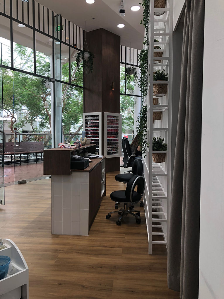 Home Seanails and Beauty Warringah Mall