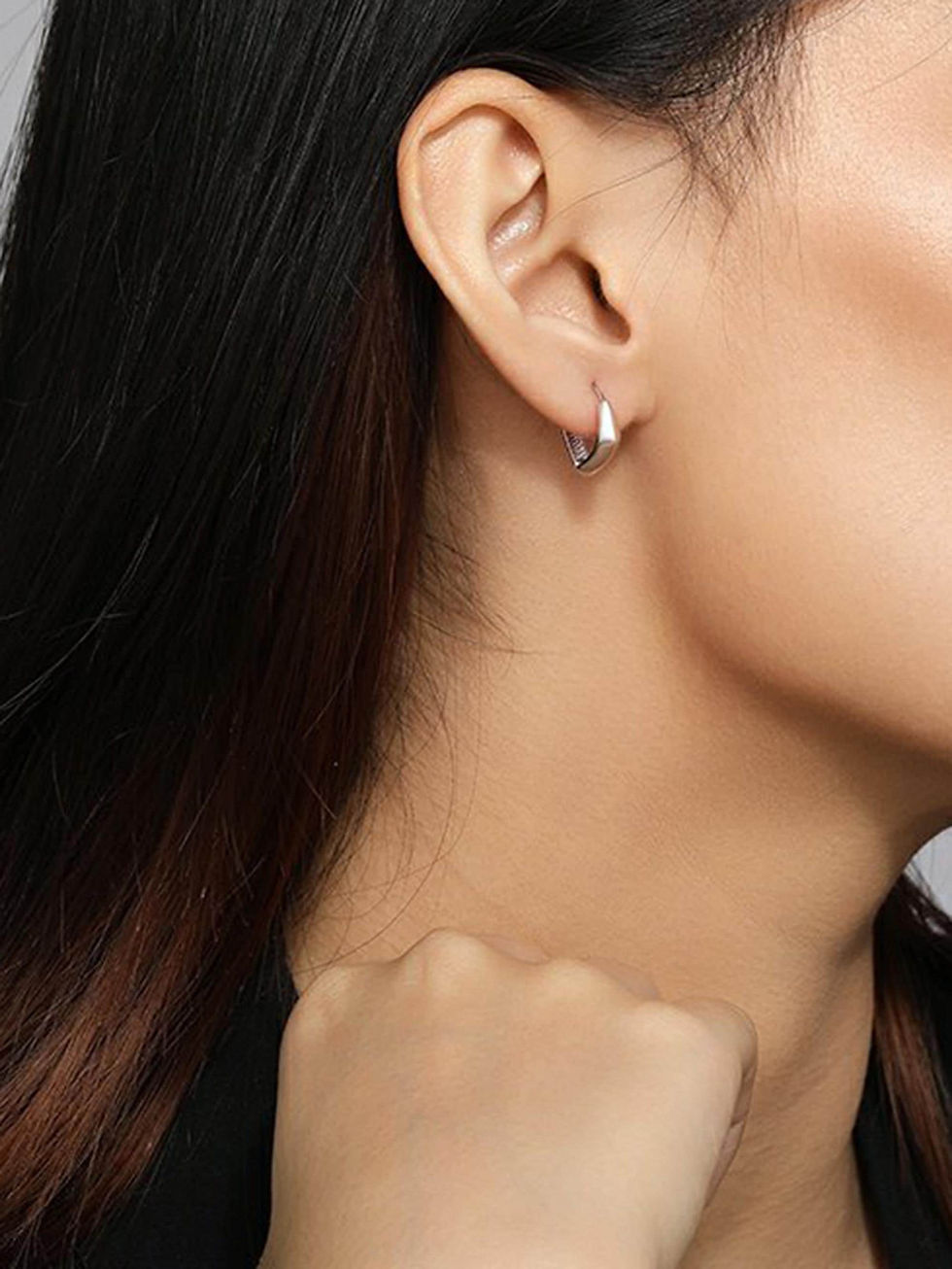 サムネイル： Pt950 Platinum Geometric Hoop Earrings Minimalist Earrings for Unisex