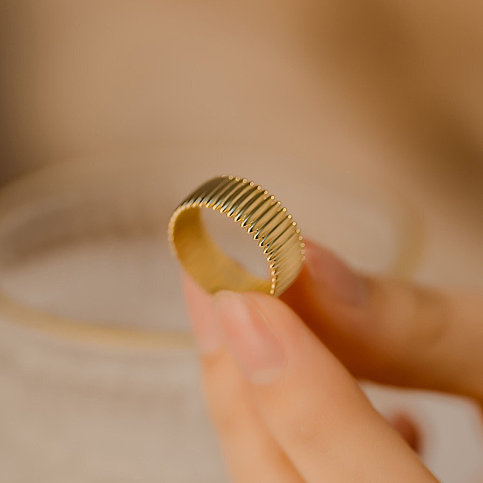 18K Solid Gold Ring Personalised Ring Ribbed Band Ring Wide Band Ring