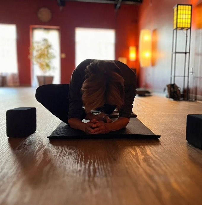 Yoga for Hip Pain: Finding Relief & Improving Mobility