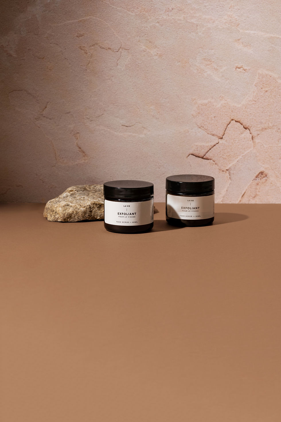 Miniature : Exfoliant pour le visage aux huiles précieuses