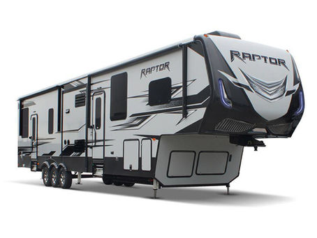 Gros comme une caravane à sellette cargo Raptor!