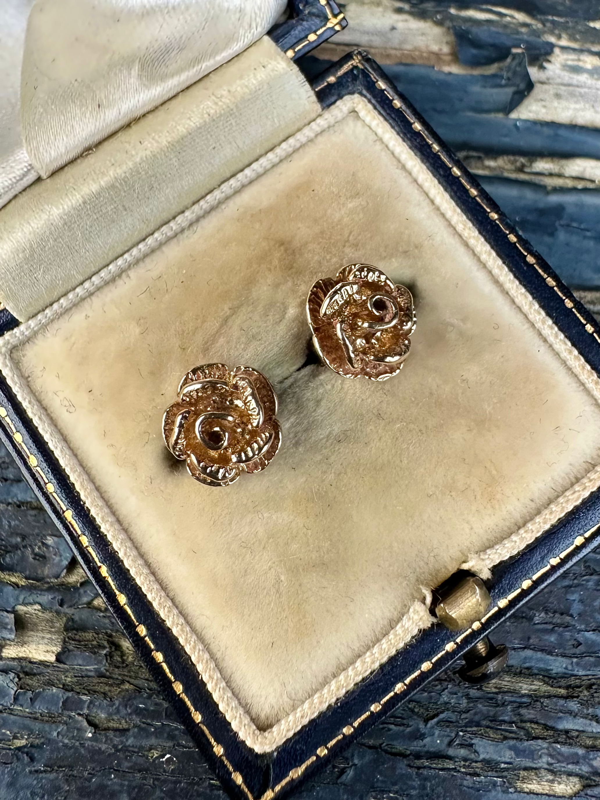 Vintage 9ct Gold Rose Stud Earrings