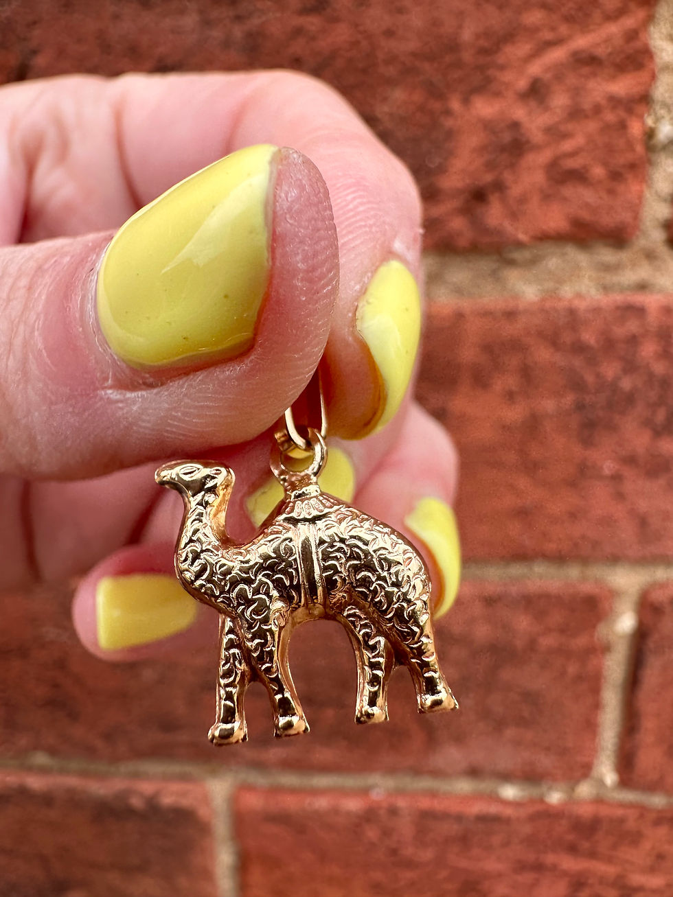 Thumbnail: Vintage 9ct Gold Camel Pendant/Charm