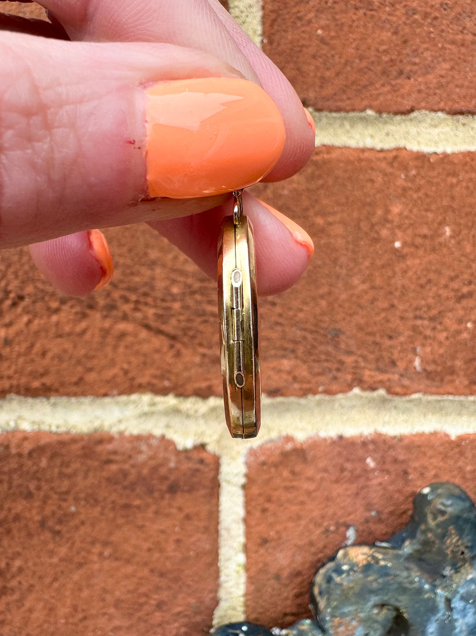 Thumbnail: Victorian 9ct Gold Back & Front Diamond Locket