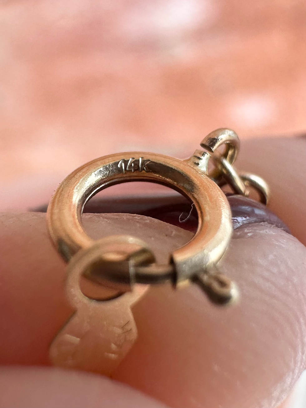 Thumbnail: Vintage 14K Gold Opal Bracelet 