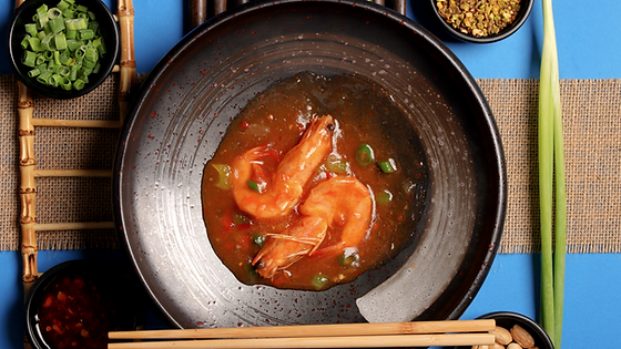 232. Gamberoni con salsa piccante*