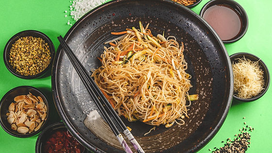 169. Spaghetti di riso con verdure