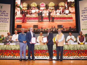 Rasi Seeds signs MoU with ICAR-SBI to bring Novel Gene Technology to Indian Cotton Farmer