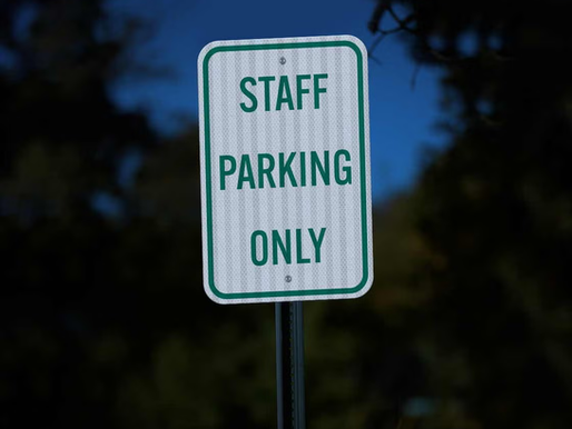 Reflective Parking Signs: Enhance Safety and Visibility in Every Parking Lot