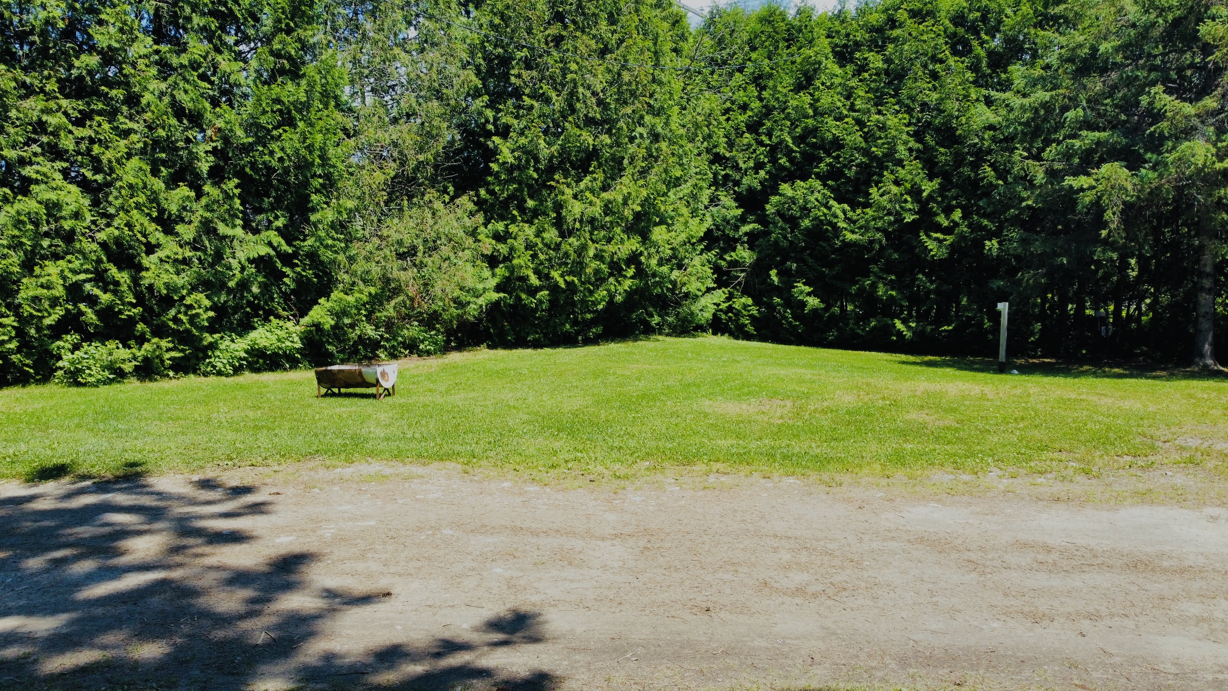 3-Service Campsite – Pourvoirie du Pêcheur