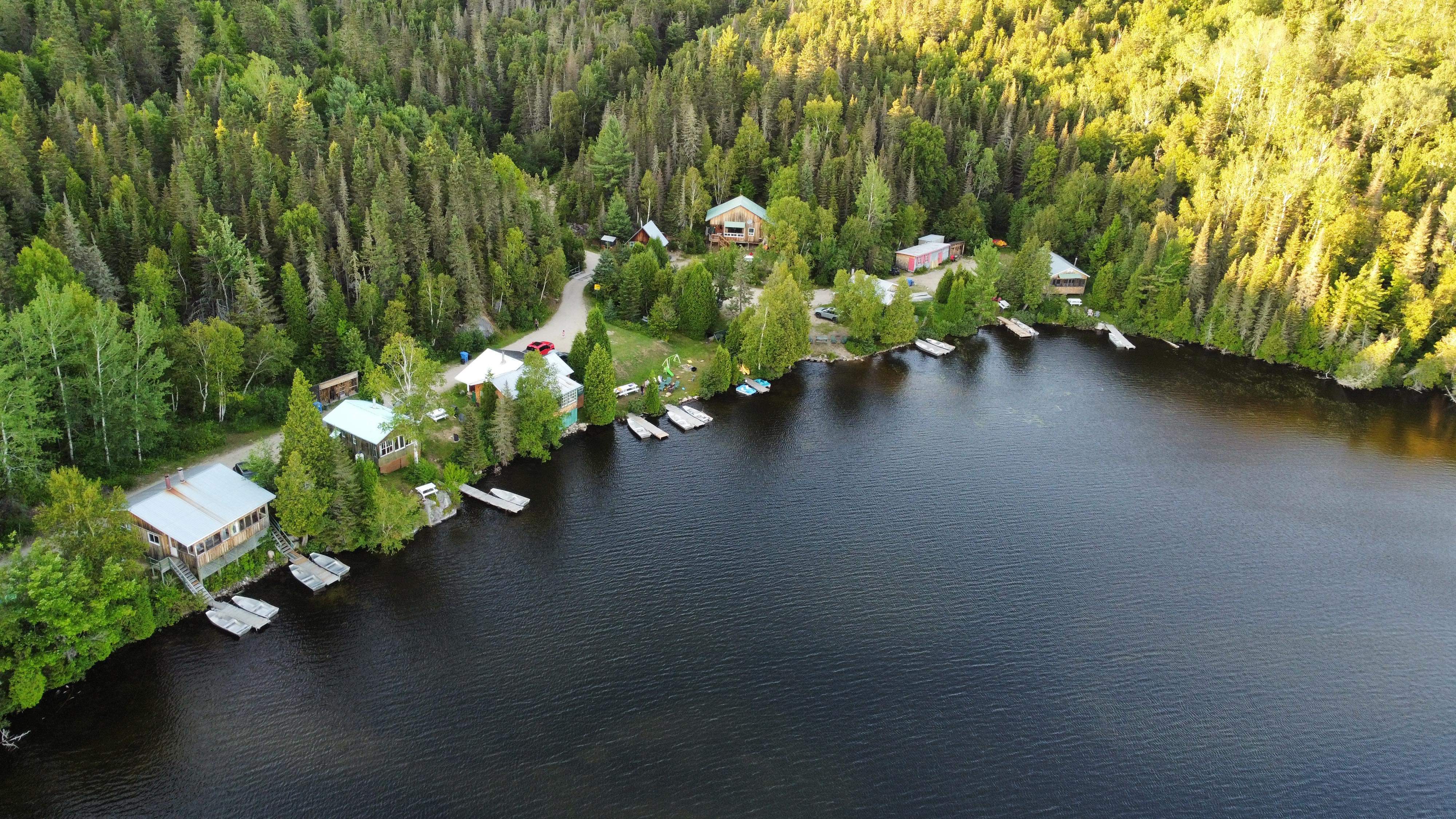 Splake fishing packages — Pourvoirie Baie-Sainte-Catherine – Pourvoirie Baie-Sainte-Catherine