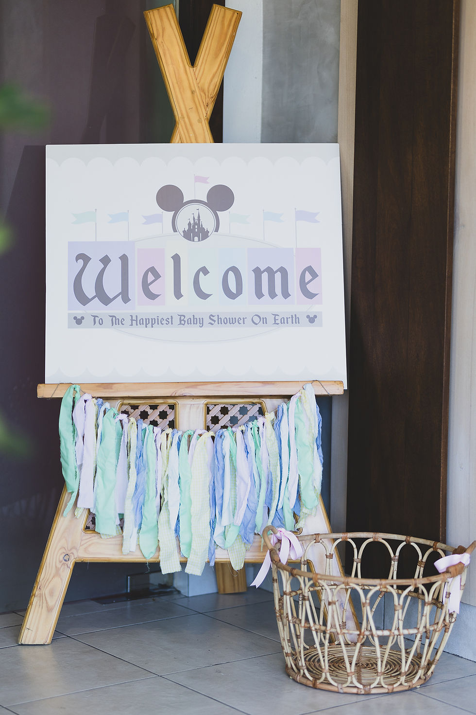 Thumbnail: Tripode madera natural