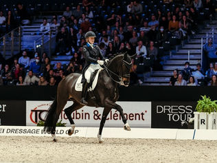Atterupgaards Orthilia change à nouveau de cavalière