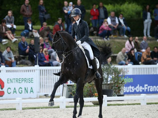 Charlotte Fry ne fait aussi qu'une bouchée de la reprise libre du CDIO 5* de Compiègne