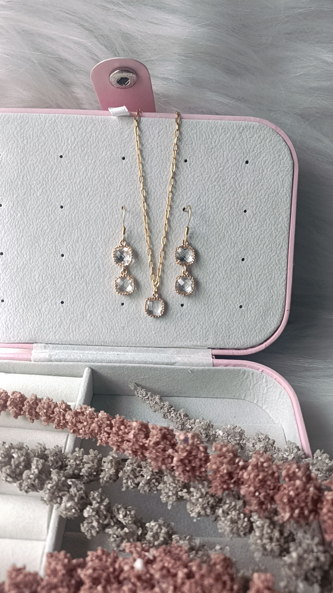 Square Glass Crystal Necklace set