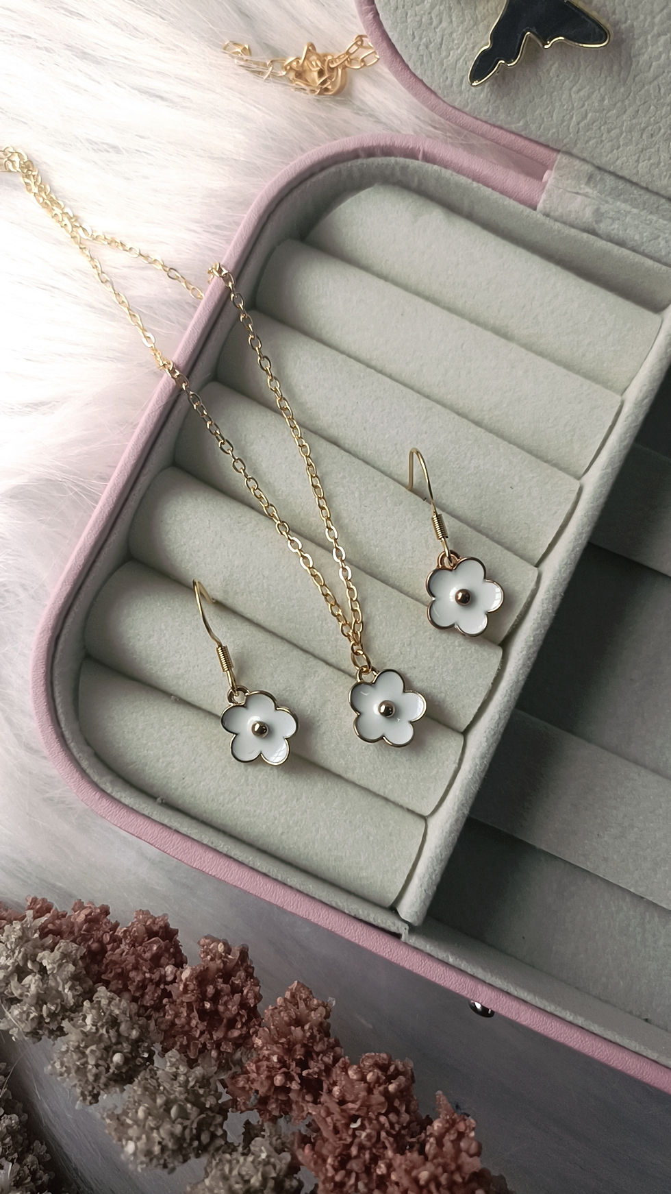 White Jasmine Necklace set