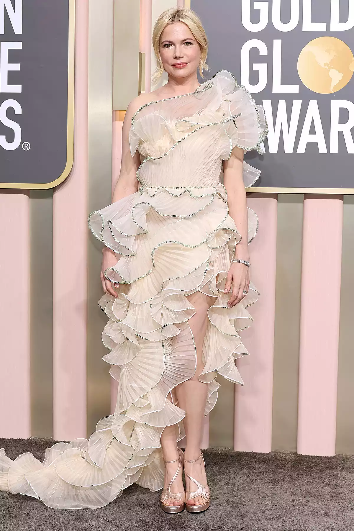 MICHELLE WILLIAMS IN GUCCI