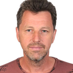 thumbnail_robert de grauw kopya_edited.j