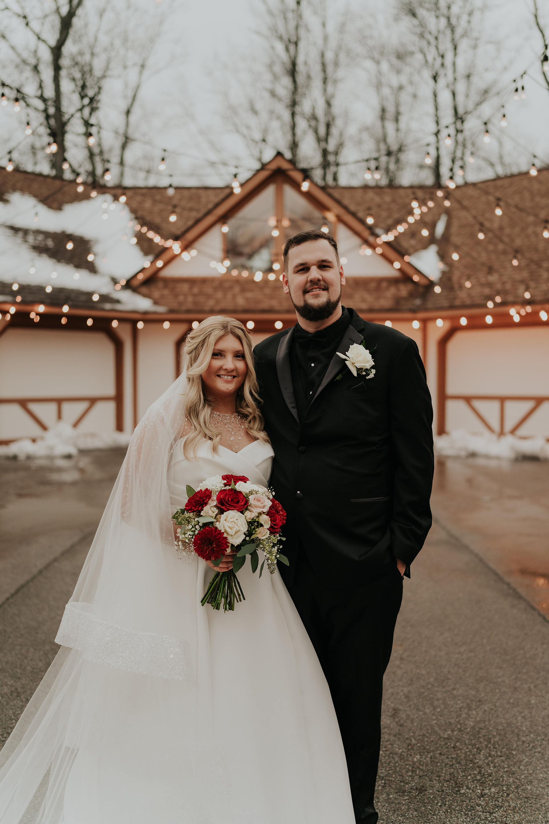 Indiana Winter Wedding | Indiana Wedding Photographer | Indiana Destination Photographer