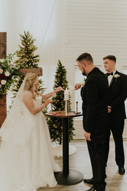 Indiana Winter Wedding | Indiana Wedding Photographer | Indiana Destination Photographer