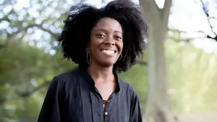 “O Caminho de Casa”, de Yaa Gyasi: o romance que costura trauma histórico e práticas de reparação