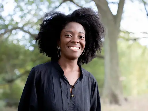 “O Caminho de Casa”, de Yaa Gyasi: o romance que costura trauma histórico e práticas de reparação