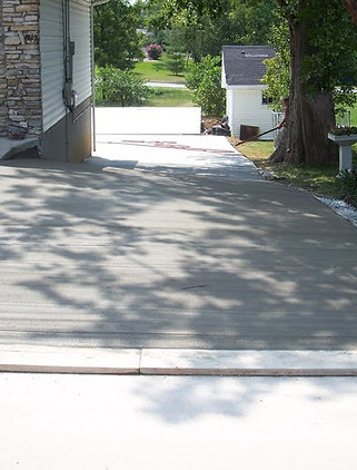 4" driveways with wire mesh