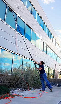 multi-story commercial window cleaning