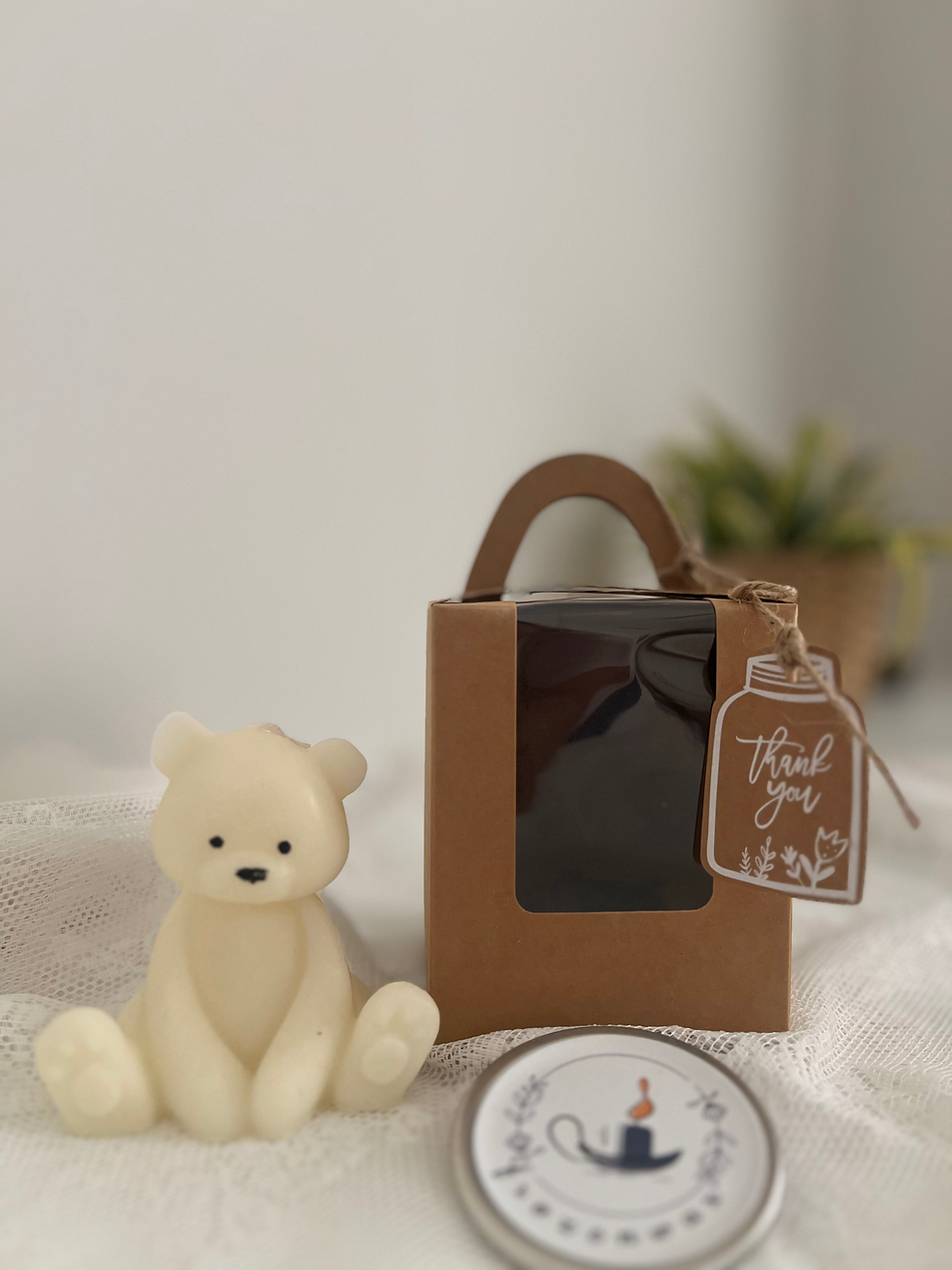 Thumbnail: teddy bear with packing