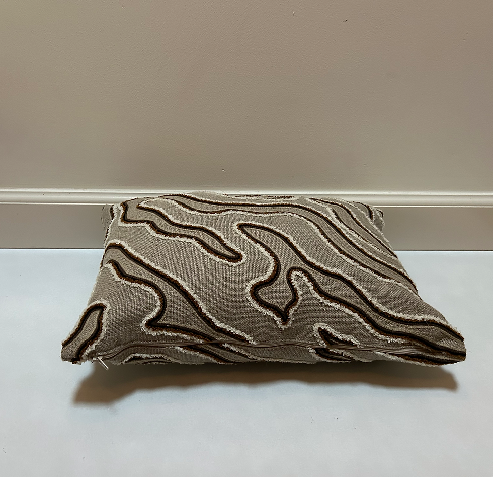 Thumbnail: Cushion Baya