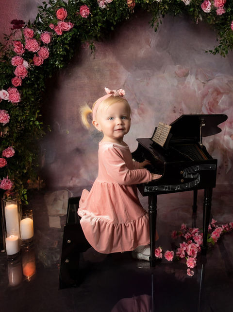 first birthday photos, cake smash photography , niagara photographer, photographers near me