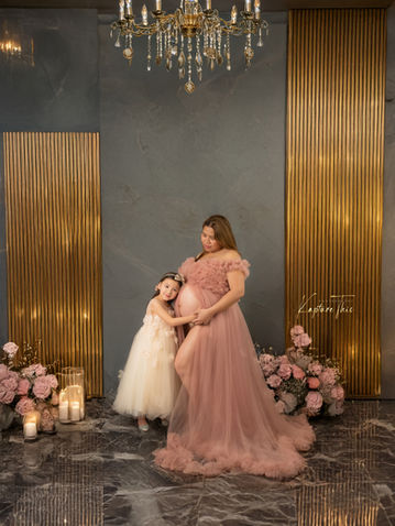 Maternity family portraits during a studio session in Fort Erie Niagara Ontario