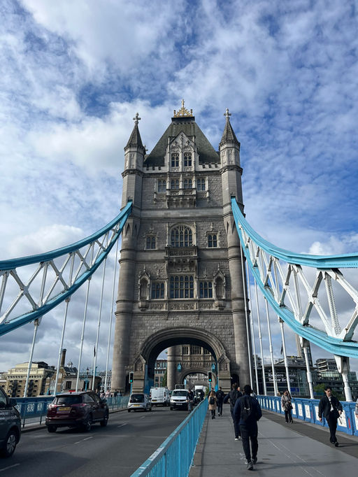 London Bridge