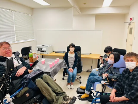 SMAのかほさんが、びんごに見学に来てくれました。