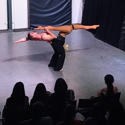 Duo AussieBela: Circus Arts and Aerials Gosford