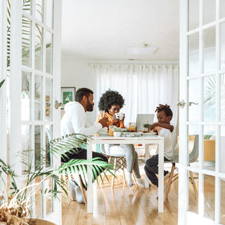 5 Simple Ways to Bring Storytelling Into Your Family's Learning
