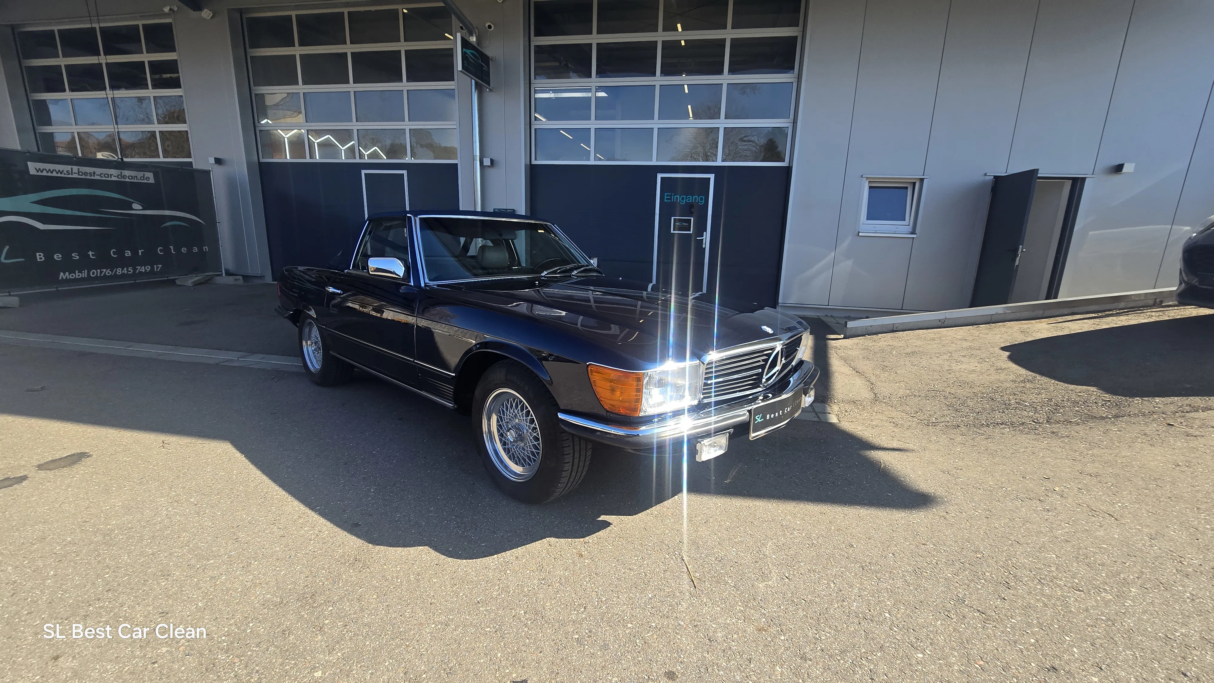 Mercedes-Benz 380 SL nach der Lackaufbereitung bei SL Best Car Clean in Konstanz & Bodensee